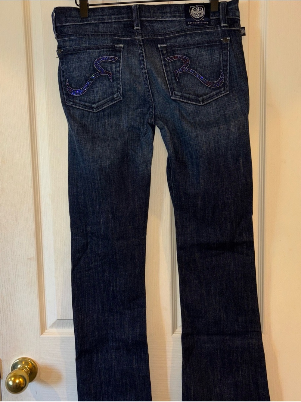 VTG Rock & Republic Indigo Bootcut Jeans with Embellished Back Pockets Size 29